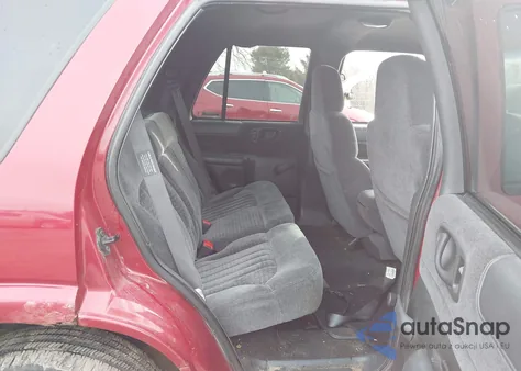 1999 Chevrolet Blazer from USA, damaged, VIN 1GNDT13W9XK185976